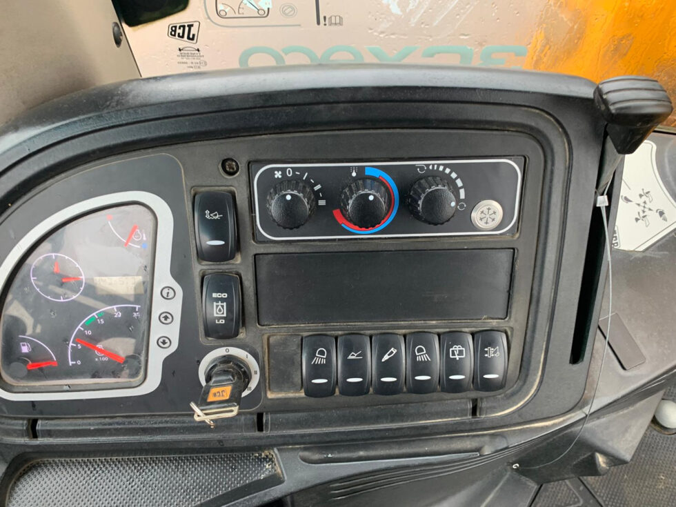 2014 JCB 3CX ECO 4×4 - Image 4